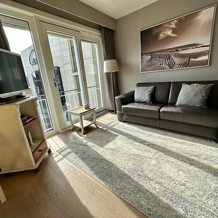 Charming Apartment Direct Access Beach Бланкенберге Екстер'єр фото
