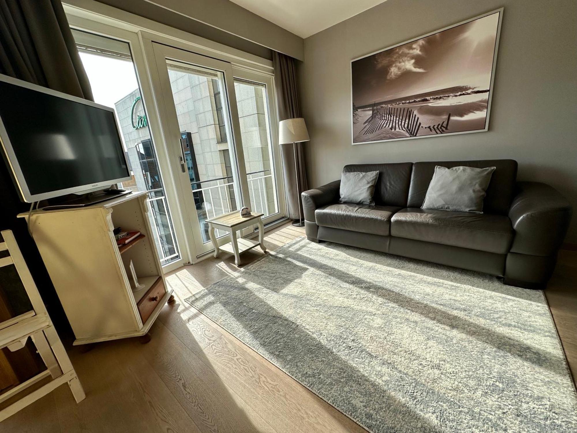 Charming Apartment Direct Access Beach Бланкенберге Екстер'єр фото