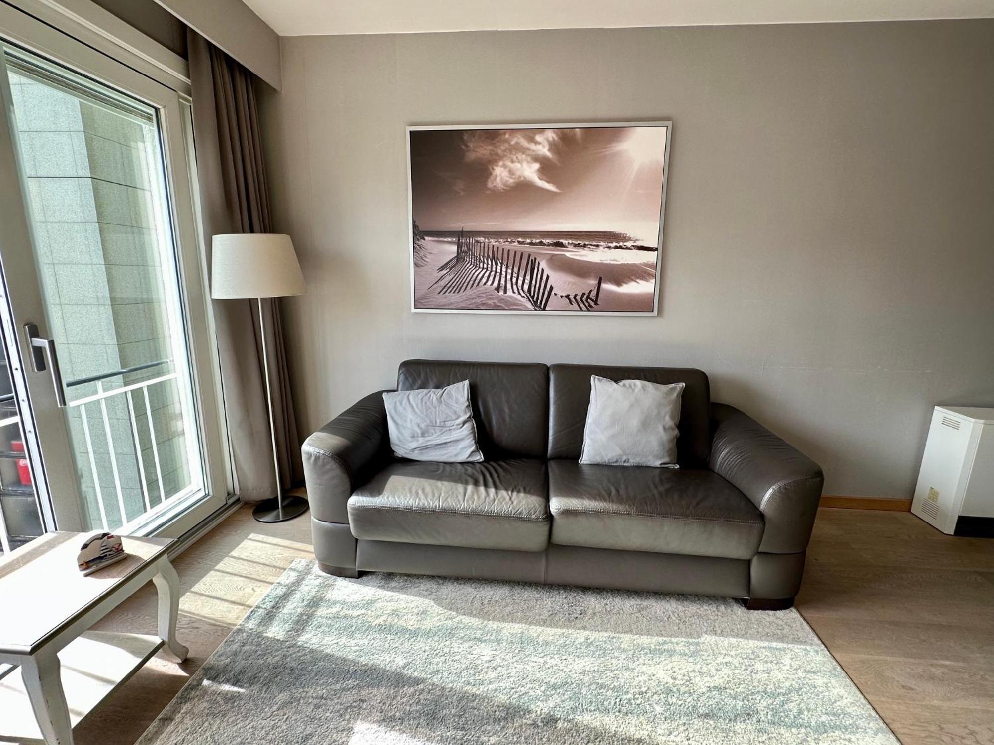 Charming Apartment Direct Access Beach Бланкенберге Екстер'єр фото